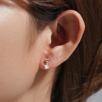 Forward-Helix-Piercing von Arina, für einen täglichen Hauch von Glanz