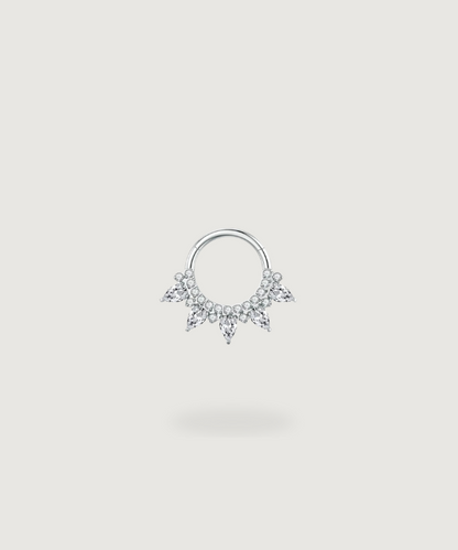 Helix Ring piercing Titan aus Silber mit eingefassten Diamanten