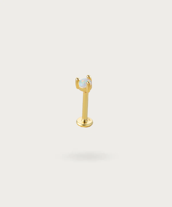 -Piercing mit Opal Gold