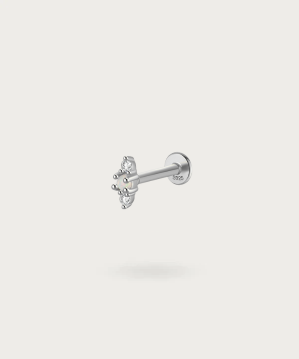 forward tragus Silbernes Ohrpiercing mit Edelsteinen